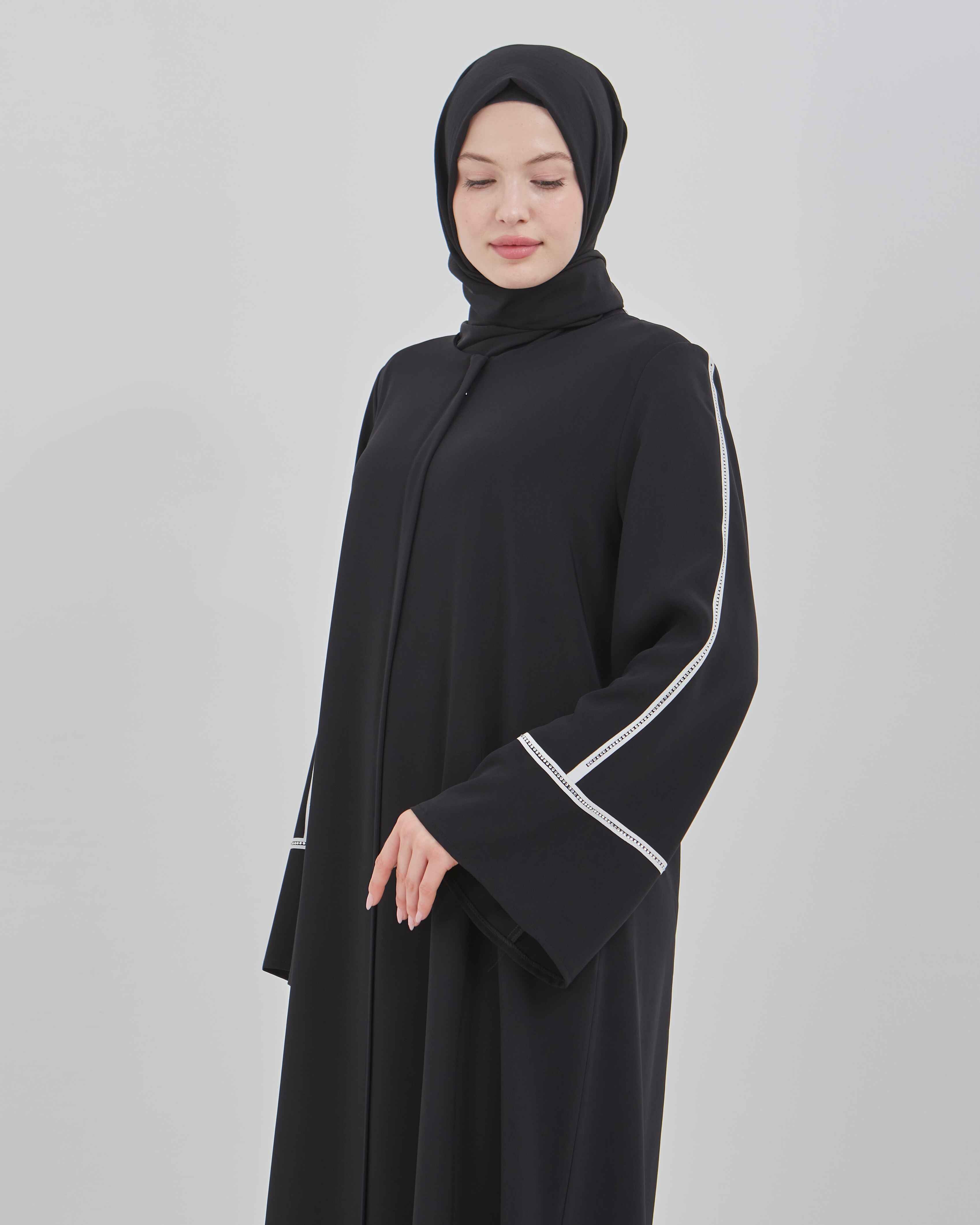 Kolları Taş Şeritli Valon Kollu Ferace Siyah | 202491