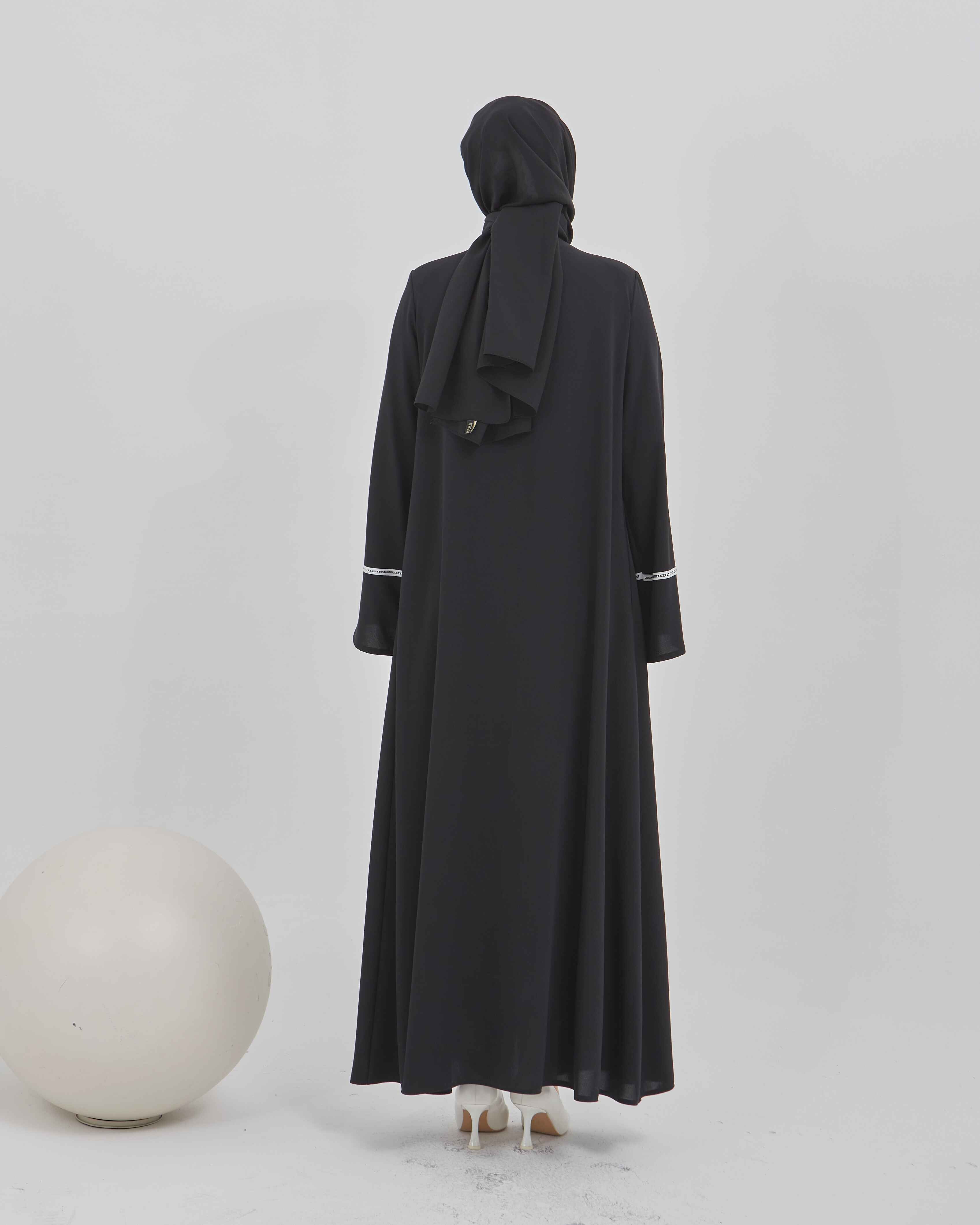 Kolları Taş Şeritli Valon Kollu Ferace Siyah | 202491