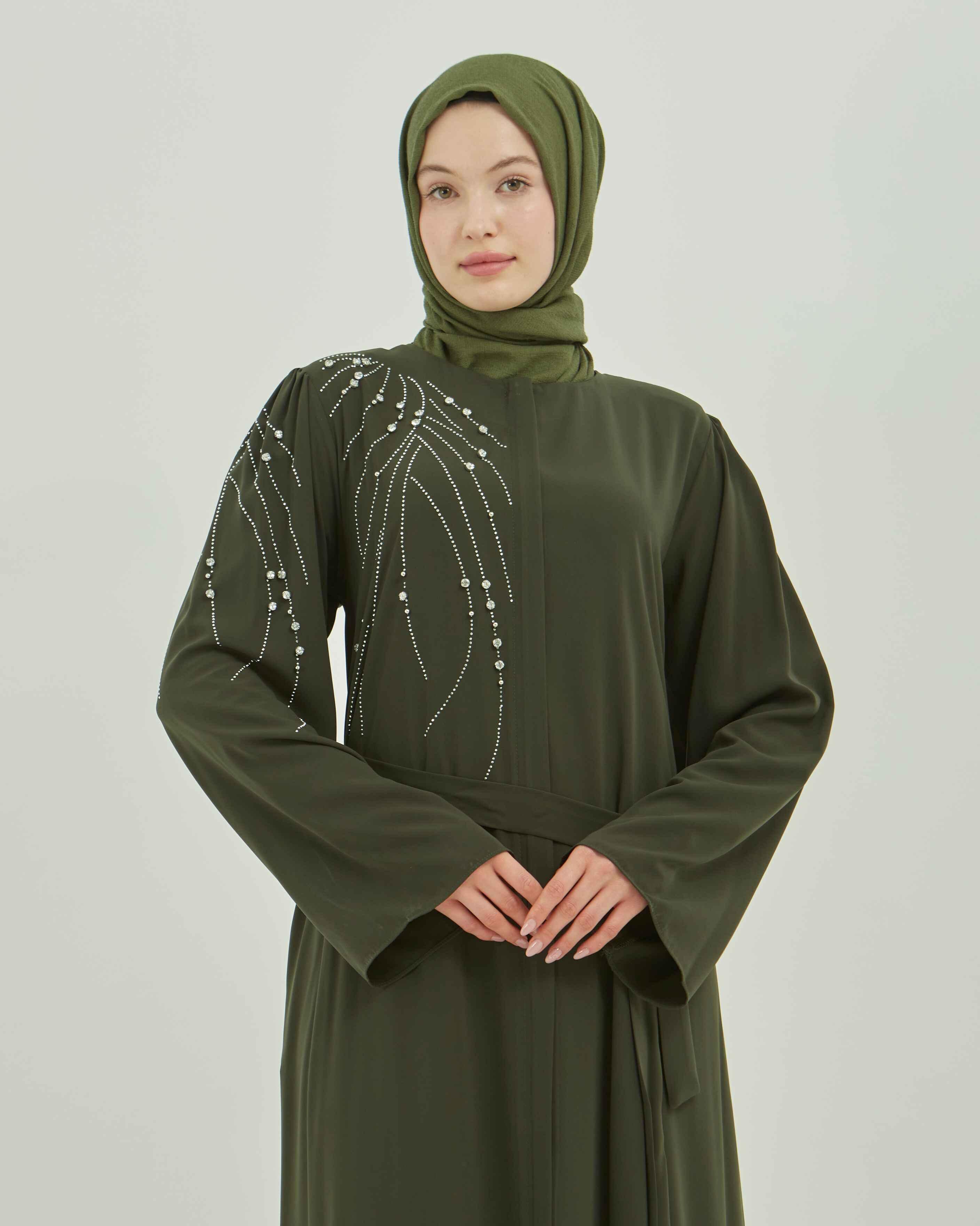 Omuz ve Kolu Zarif Taş İşlemeli Valon Kollu Kurdele Detaylı Ferace Haki | 21099