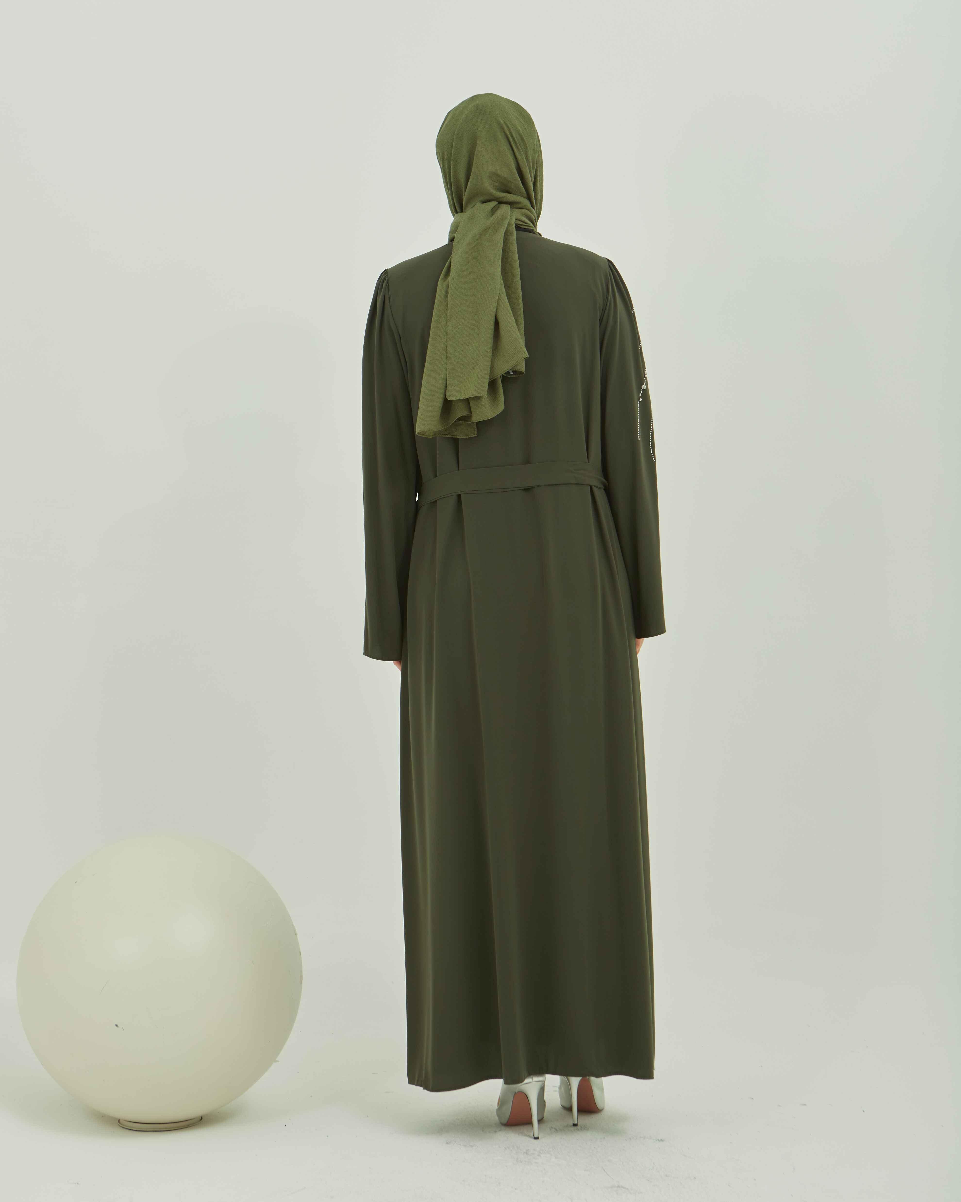 Omuz ve Kolu Zarif Taş İşlemeli Valon Kollu Kurdele Detaylı Ferace Haki | 21099