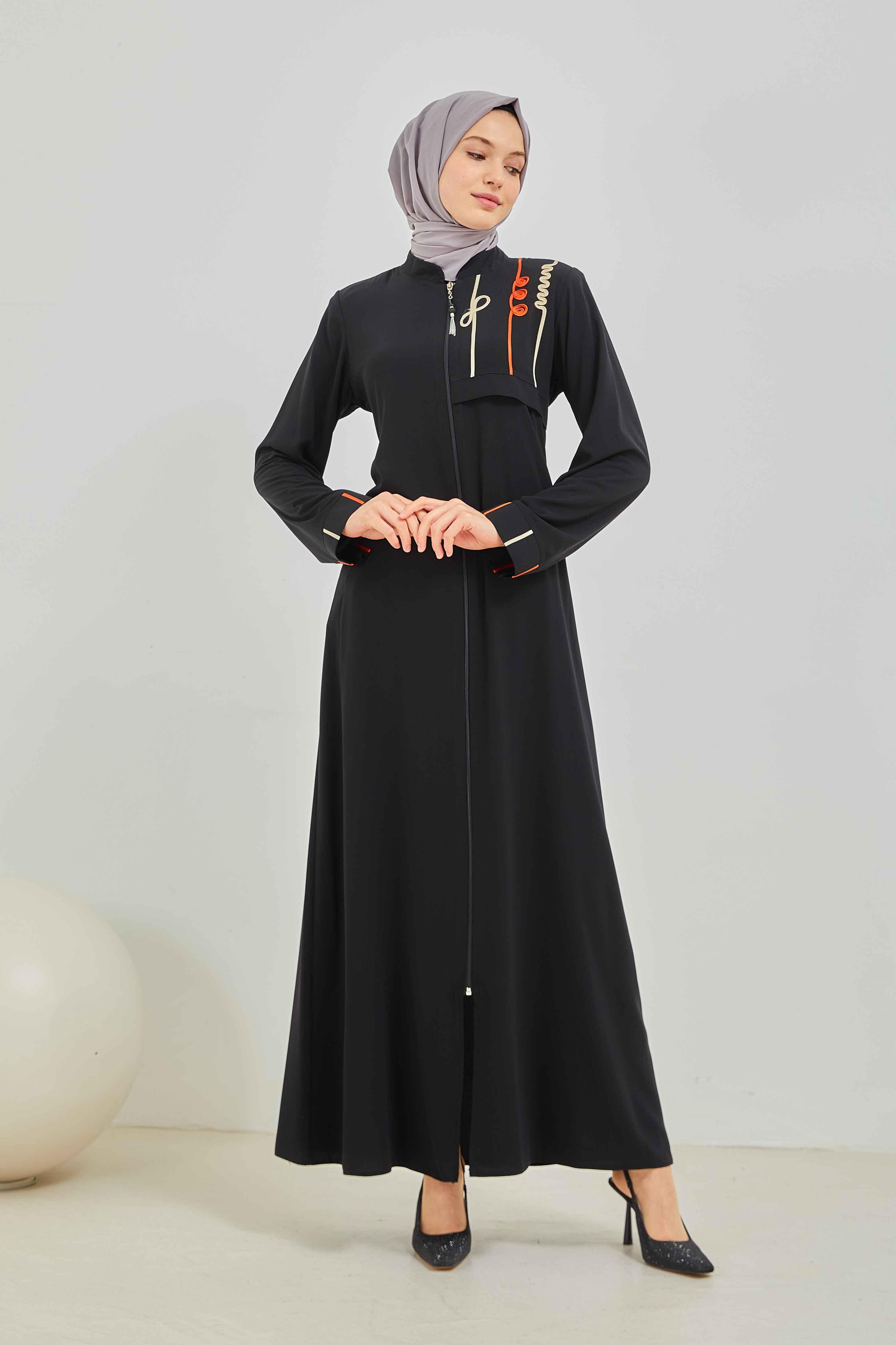 Omzu Nakışlı Ferace Siyah | 20901