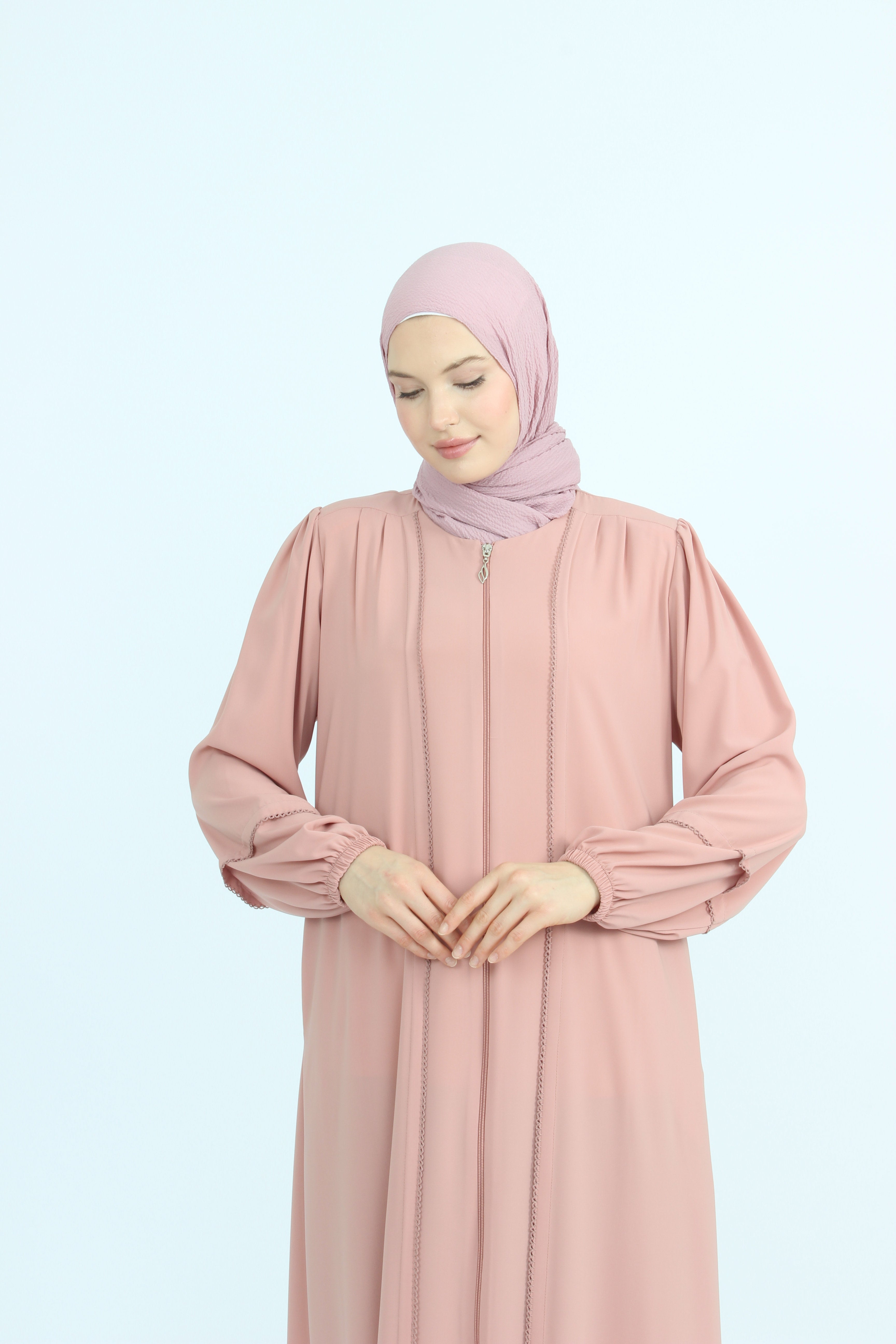 Önü ve Bilekleri Dantel İşlemeli Ferace Pembe | 21233