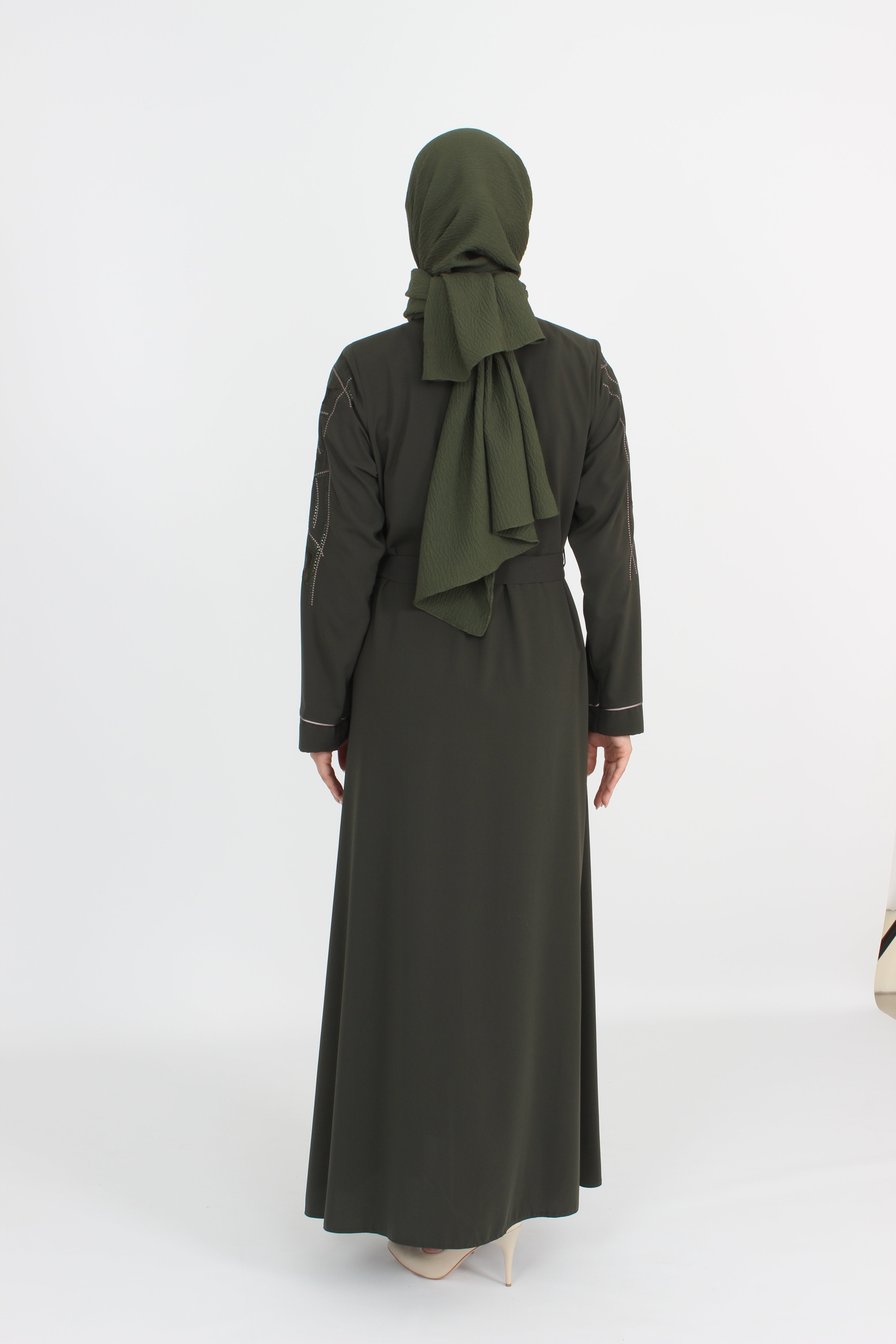 Önü ve Kolları Nakış ve Pul Detaylı Ferace Haki | 2067229