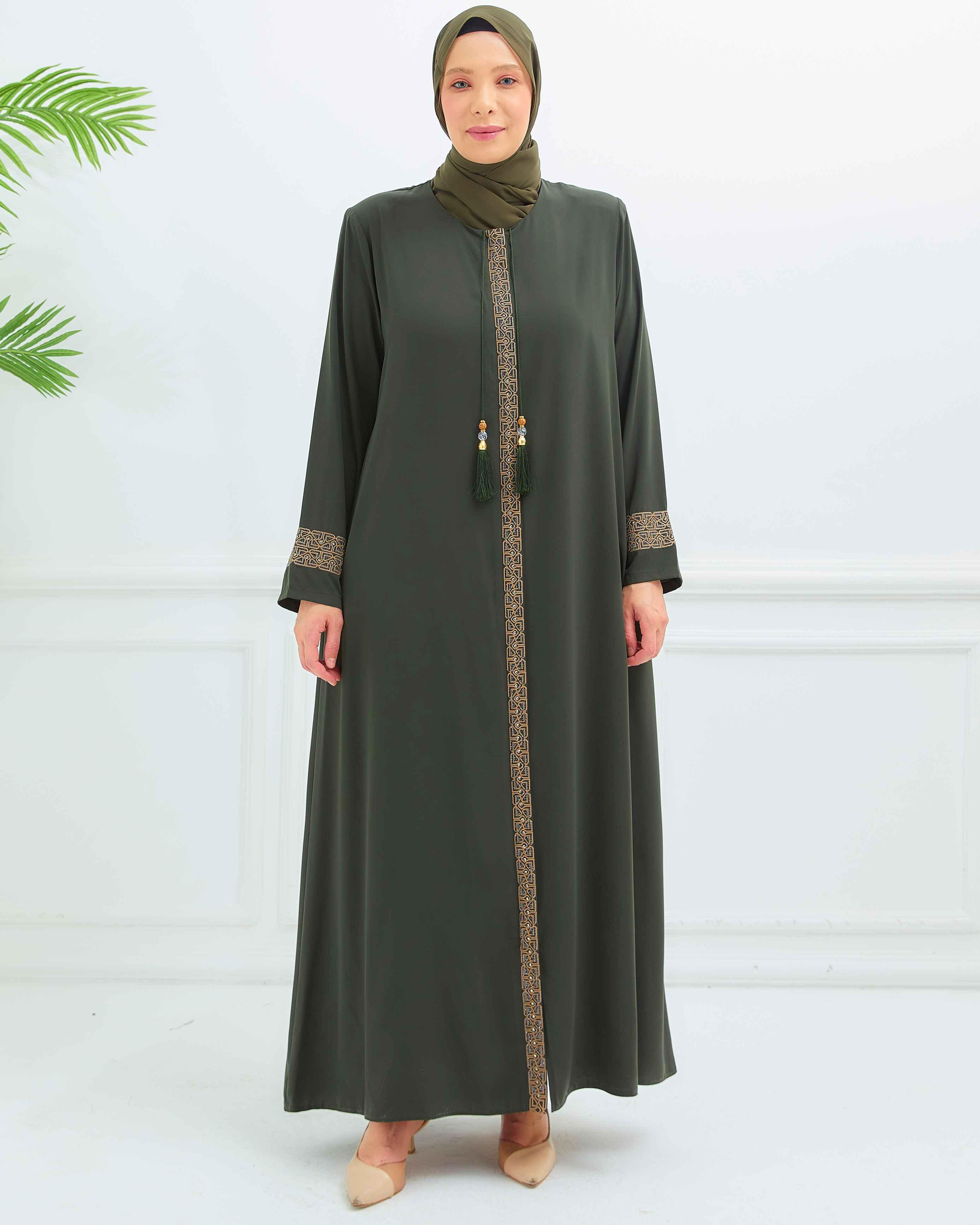 Önü Ve Bilekleri Nakışlı Büyük Beden Ferace Haki | 204199