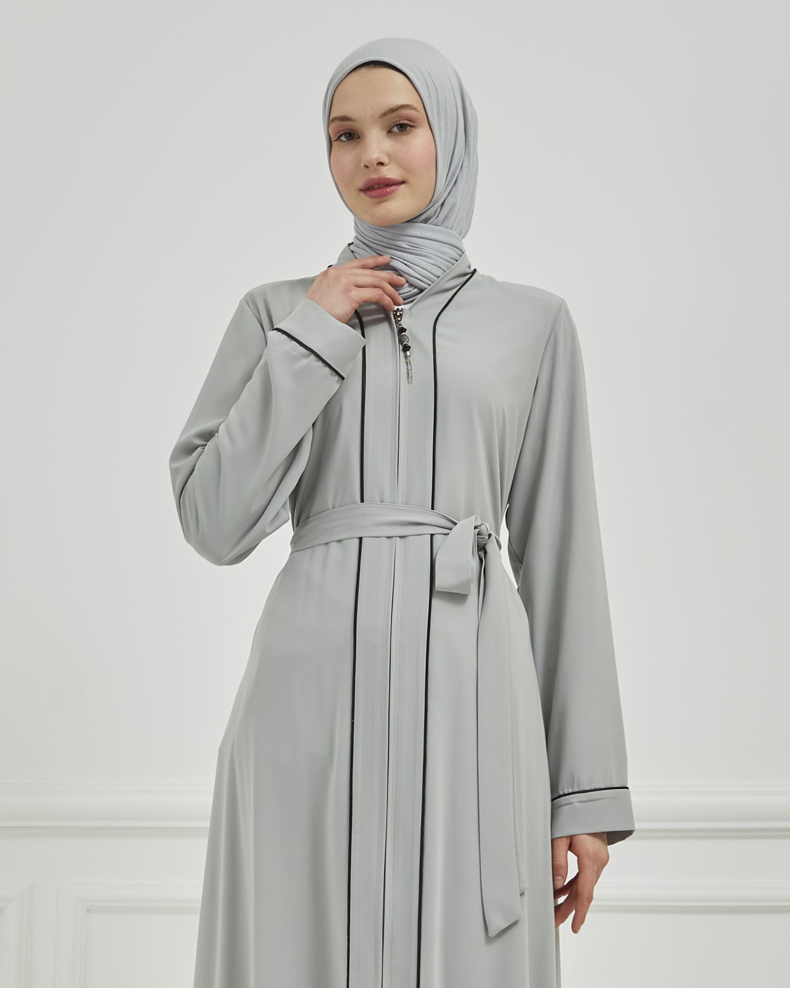 Biye Detaylı Abaya Ferace Gri | 2067024