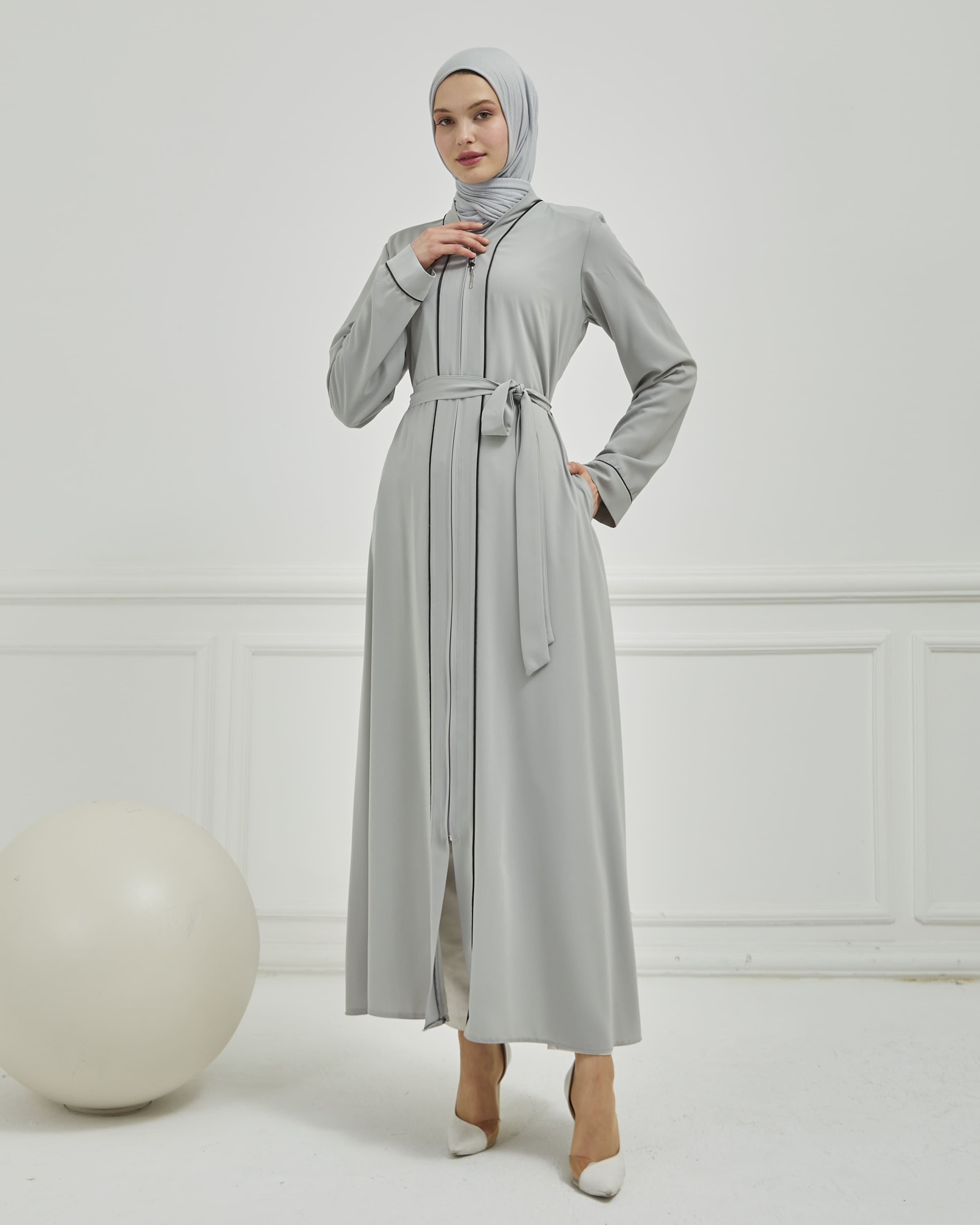 Biye Detaylı Abaya Ferace Gri | 2067024
