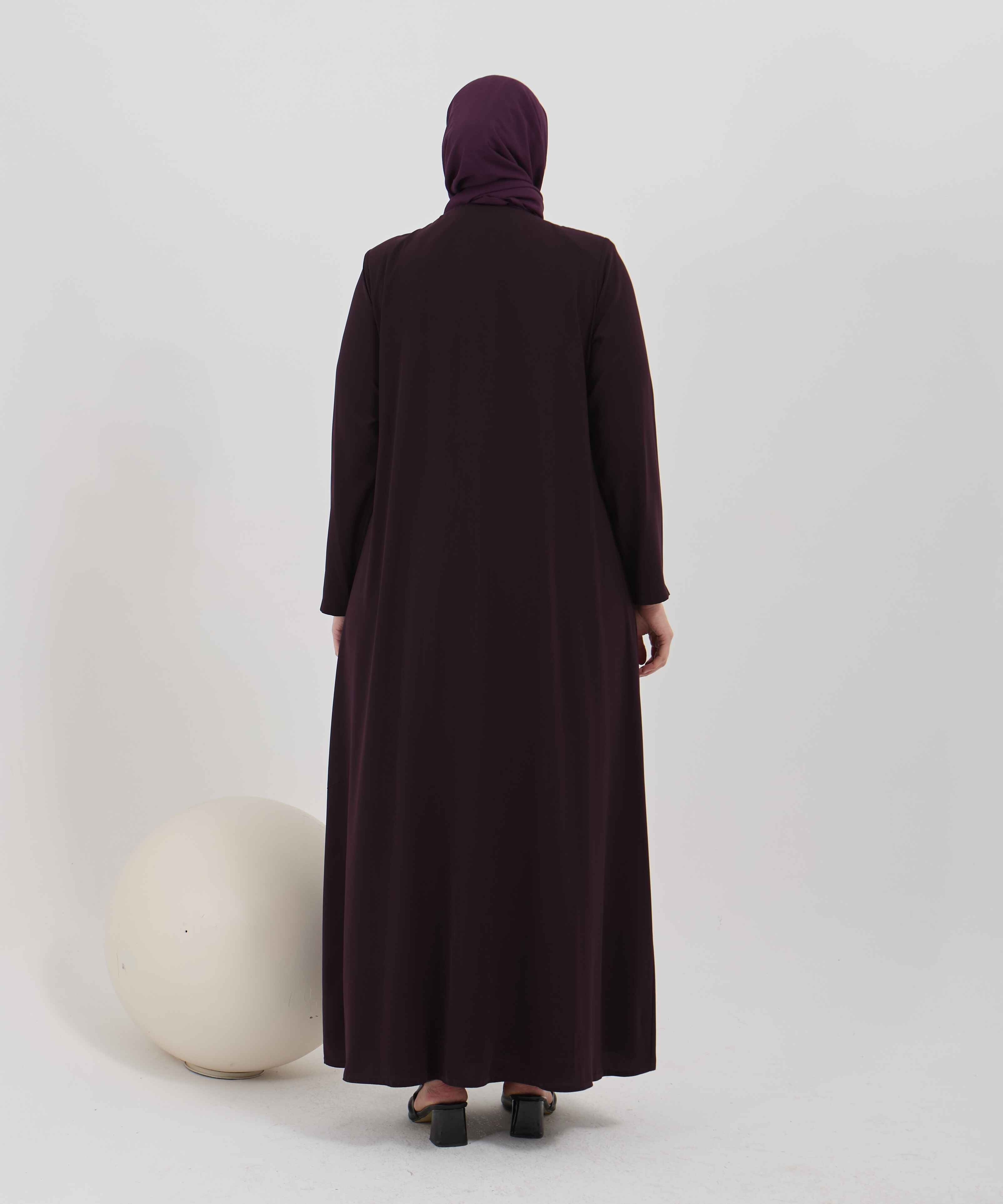 Önü Ve Cebi Zarif Nakış İşlemeli Büyük Beden Ferace Mürdüm | 2041128