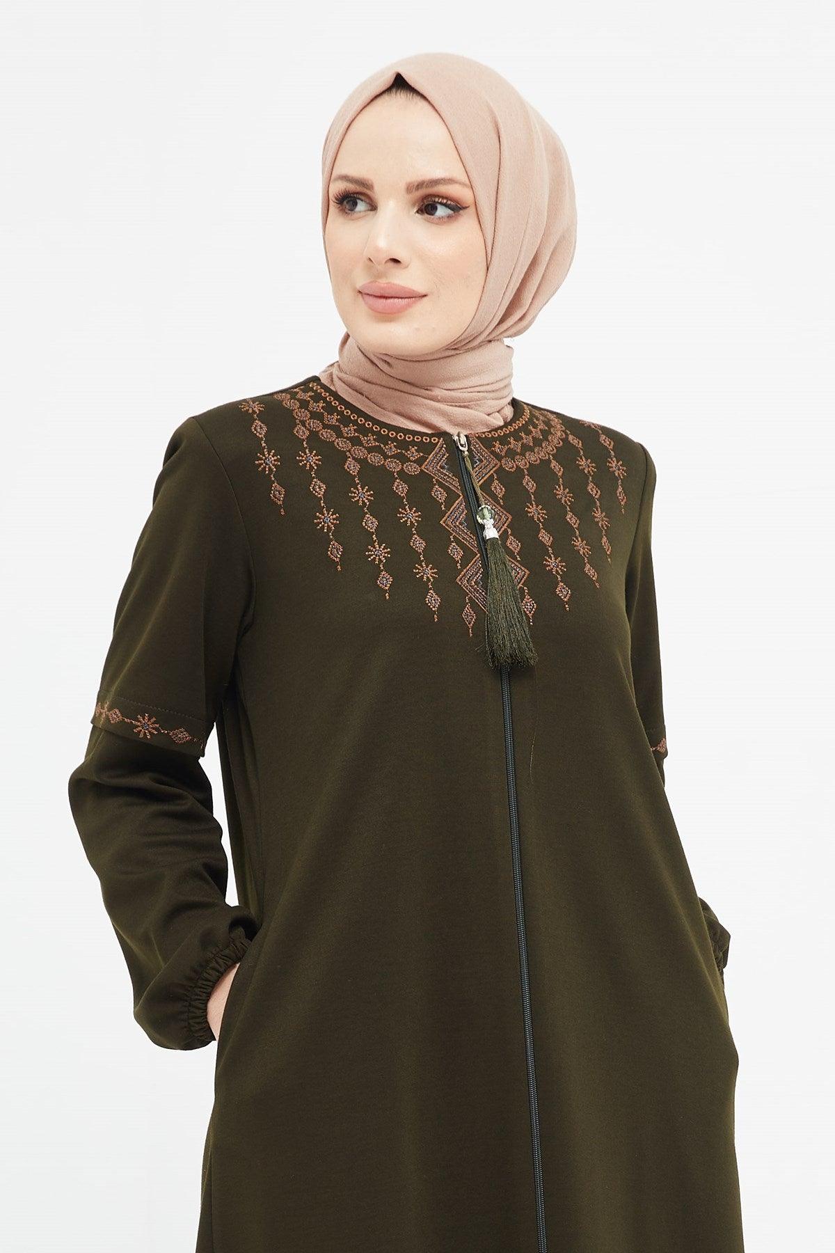 Önü Ve Dirsekleri Nakışlı Kışlık Ferace Haki | K2051-1-9