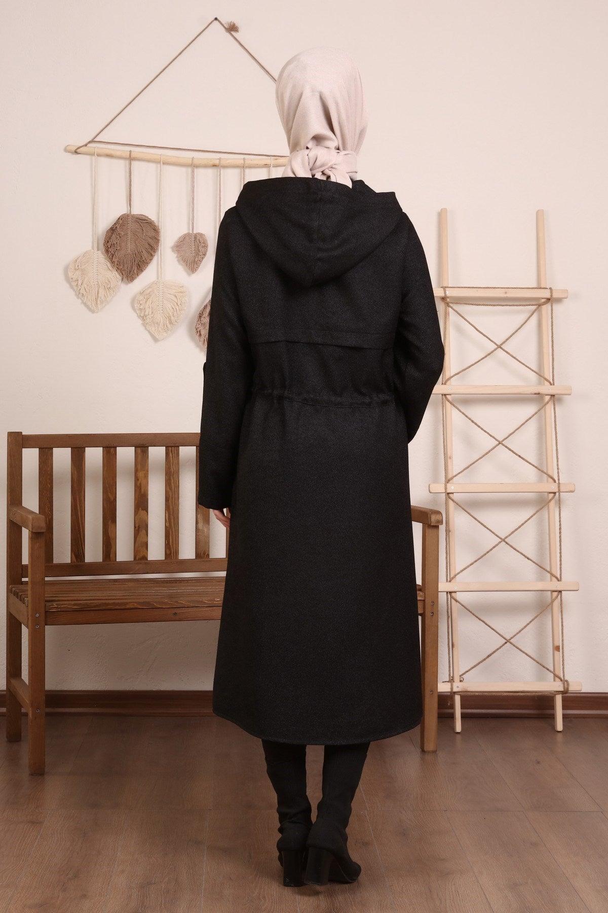 Kapşonlu Ve Kulgözü Detaylı Kap Siyah | 9012-1