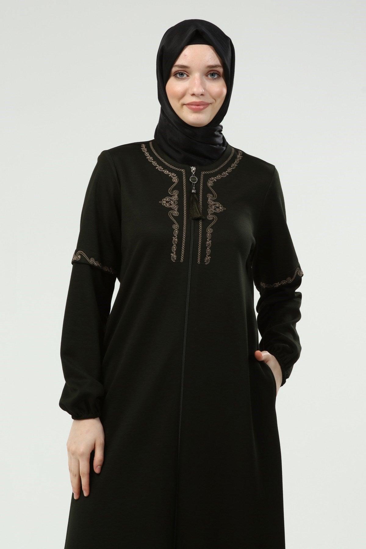 Önü Ve Dirsekleri Nakışlı Kışlık Ferace Haki | K2051-2-9