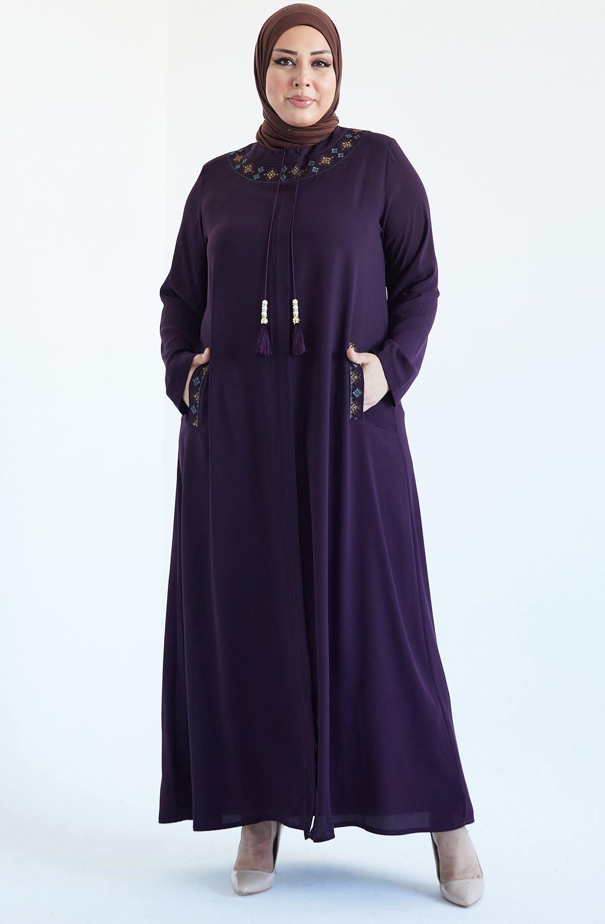 Yakası ve Cepleri Nakışlı Büyük Beden Ferace Mürdüm | 2041-8 - Modalale.com