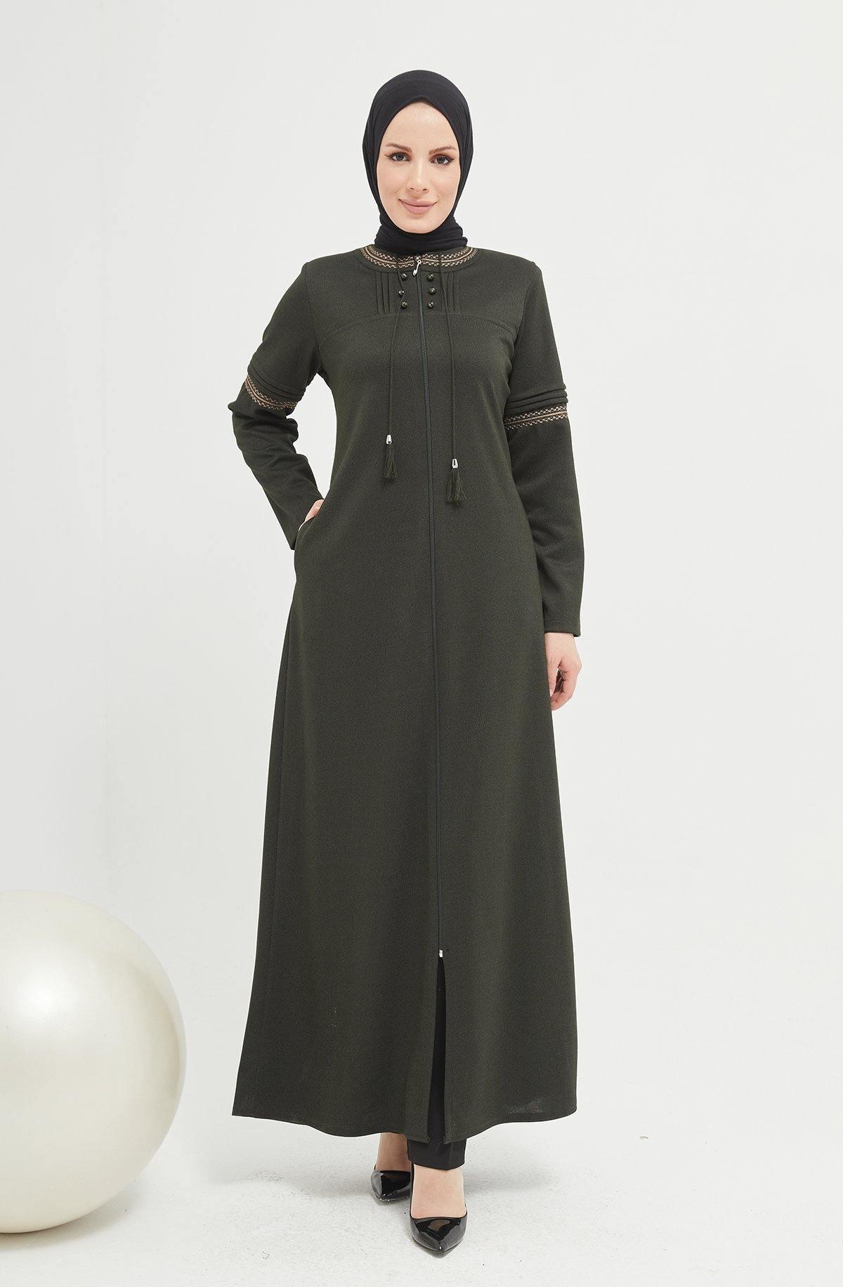 Önü ve Kolları Pileli ve Düğme Detaylı Kışlık Ferace Haki | 2040K-9 - MODALALE