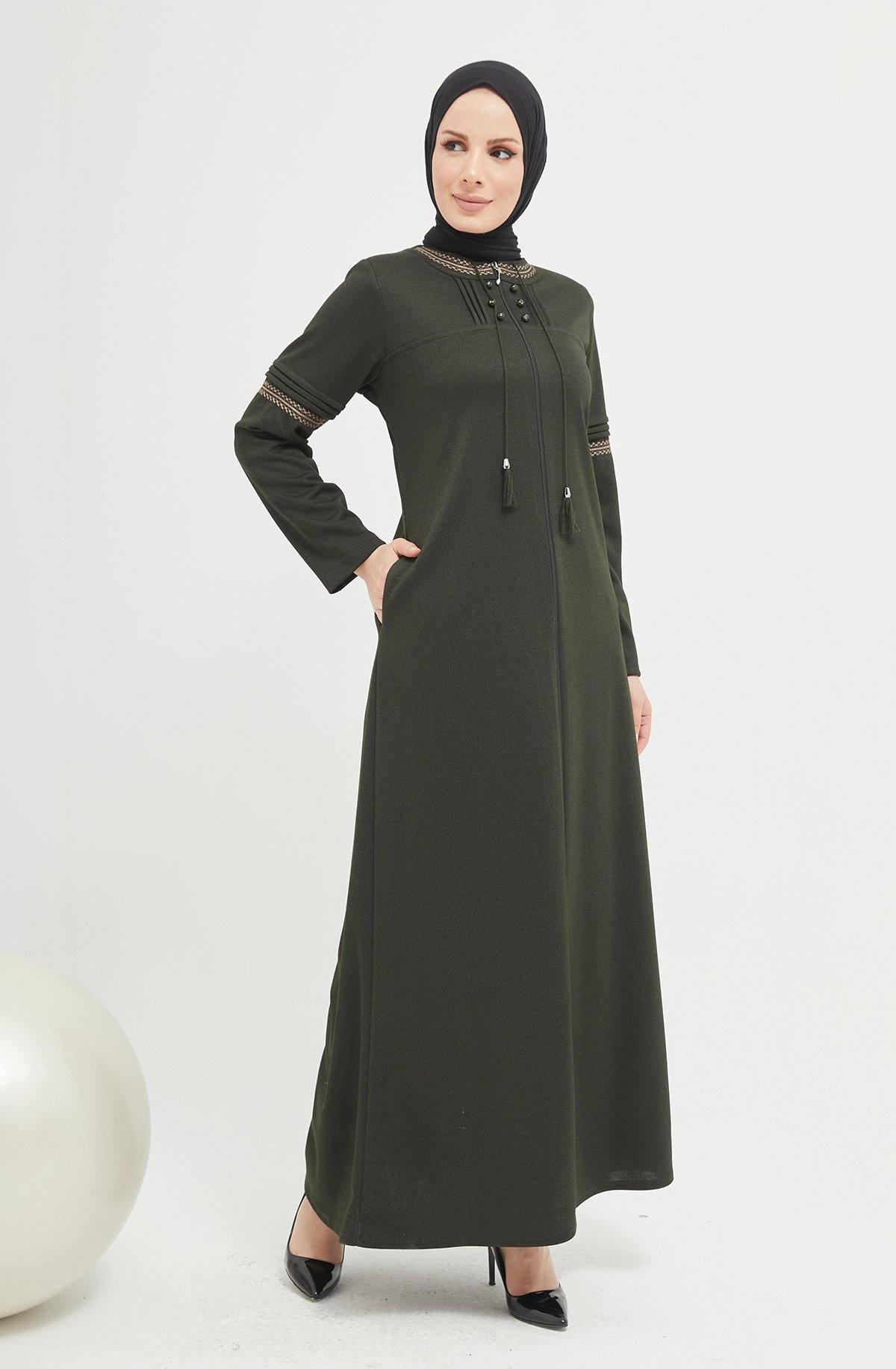 Önü ve Kolları Pileli ve Düğme Detaylı Kışlık Ferace Haki | 2040K-9 - MODALALE