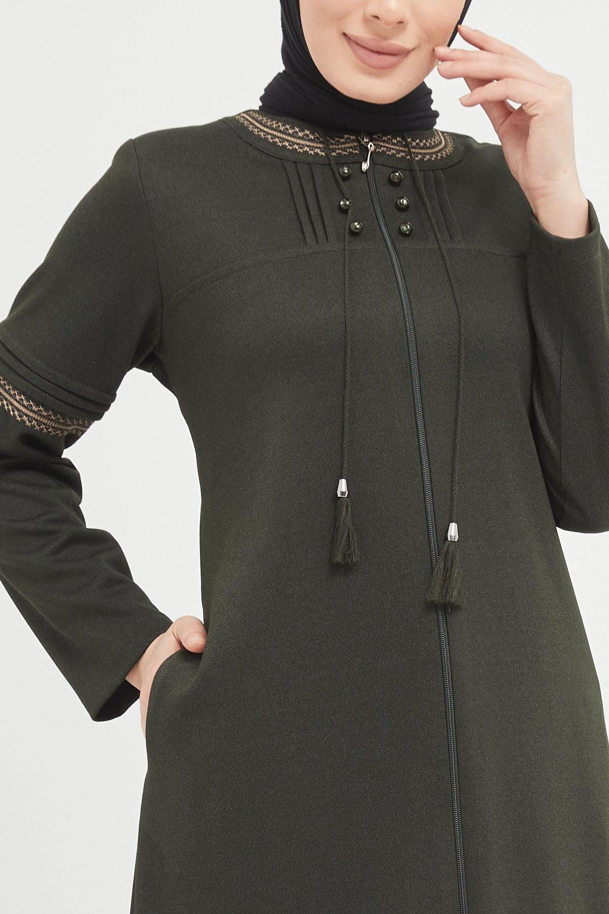 Önü ve Kolları Pileli ve Düğme Detaylı Kışlık Ferace Haki | 2040K-9 - MODALALE
