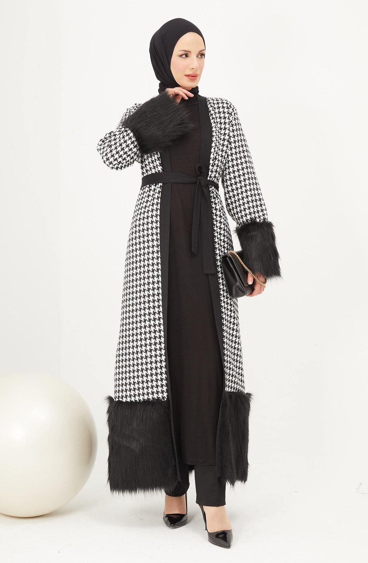 Kolları ve Etek Kısmı Kürklü Kap Siyah | 9009-1 - MODALALE