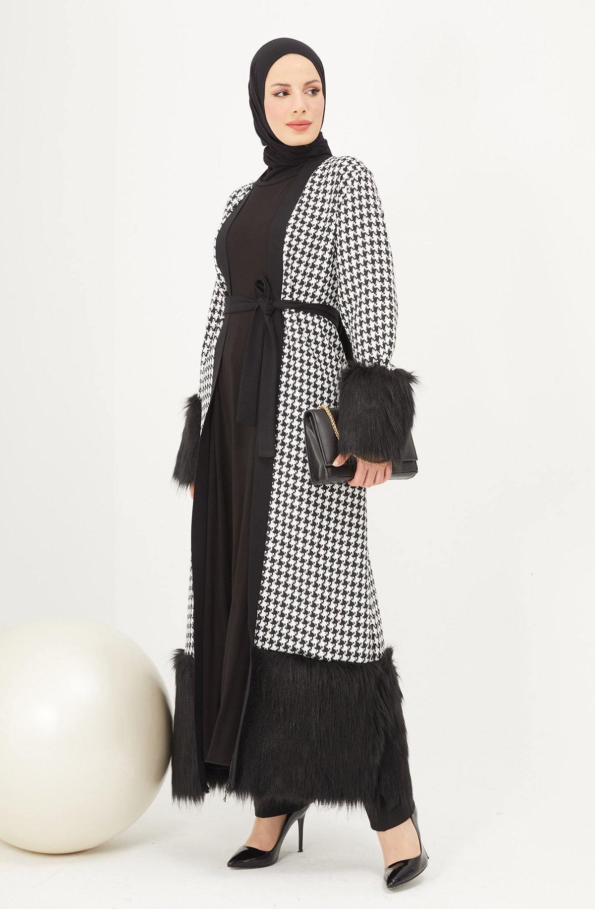 Kolları ve Etek Kısmı Kürklü Kap Siyah | 9009-1 - MODALALE