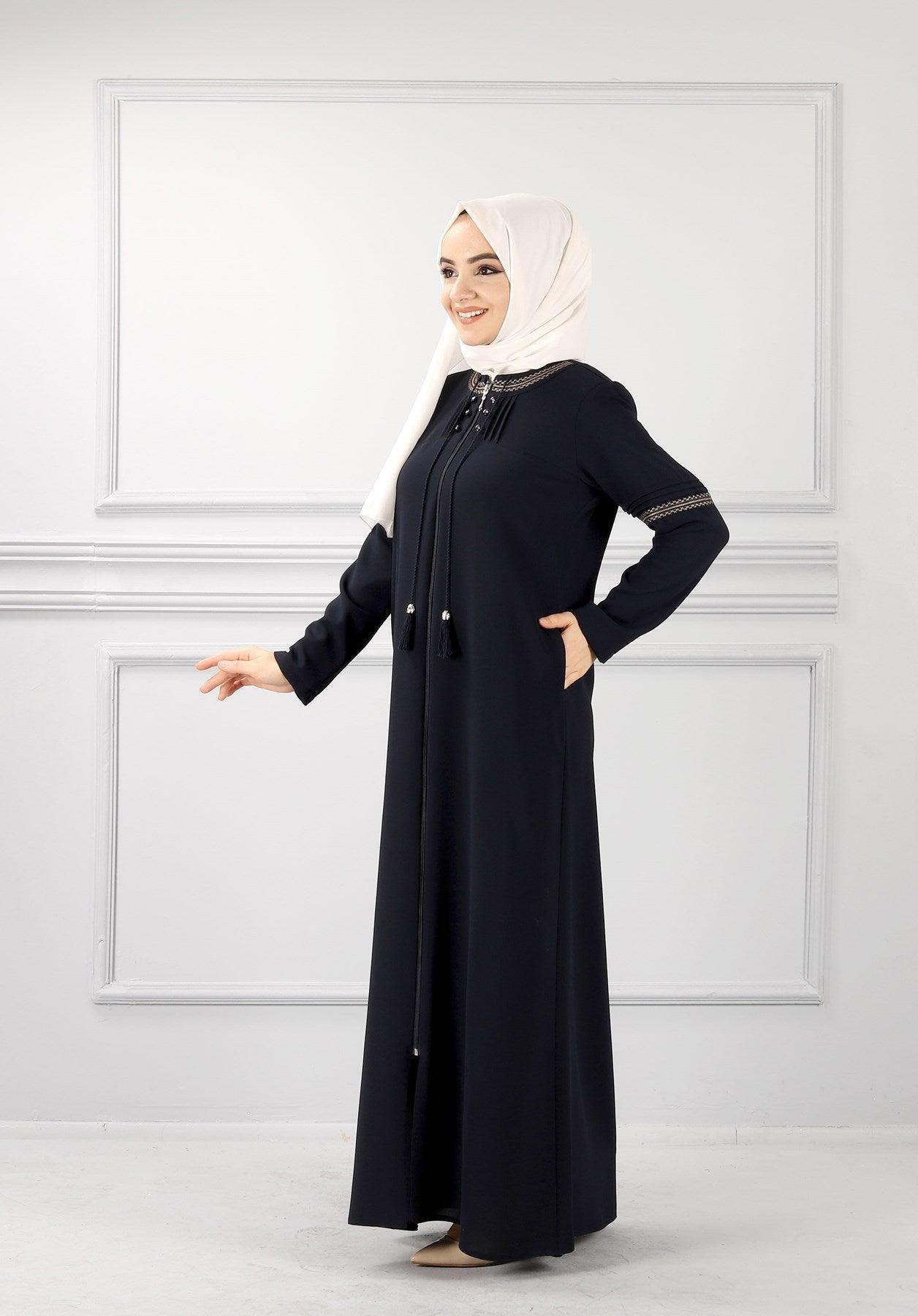 Önü Ve Kolları Pileli Ve Düğme Detaylı Ferace Lacivert | 2040-5